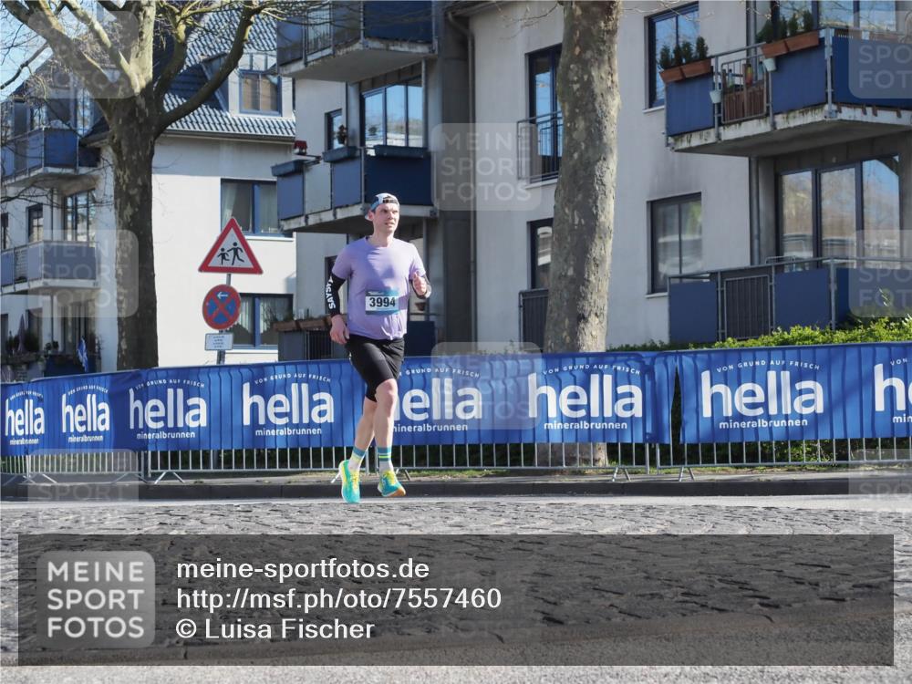 06.04.2025 - 44. Internationalen Wilhelmsburger Insellauf Luisa Fischer http://msf.ph/oto/7557460 06.04.2025 10:17:54 Ziel 3994 meine-sportfotos.de