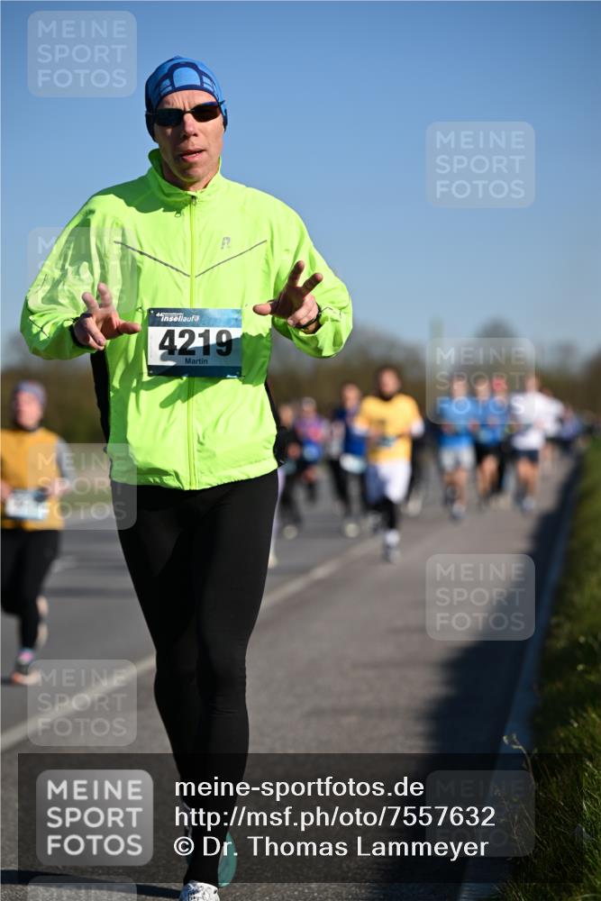 06.04.2025 - 44. Internationalen Wilhelmsburger Insellauf Dr. Thomas Lammeyer http://msf.ph/oto/7557632 06.04.2025 09:33:38 Laufen 44, 4219 meine-sportfotos.de