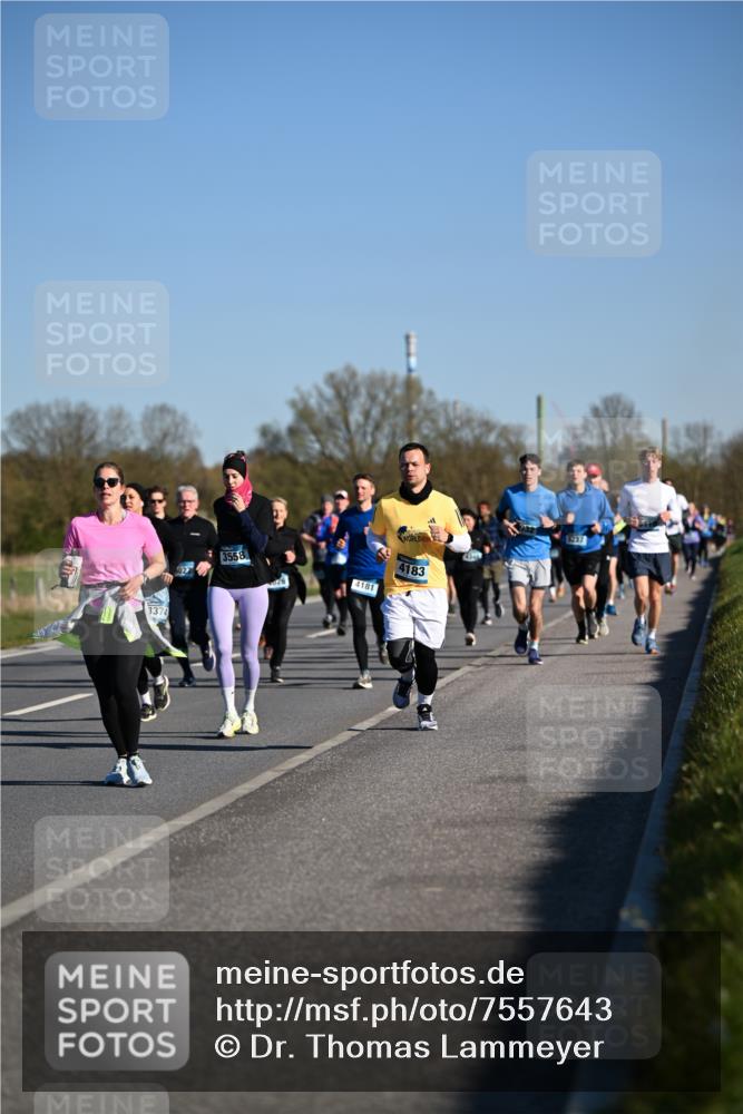 06.04.2025 - 44. Internationalen Wilhelmsburger Insellauf Dr. Thomas Lammeyer http://msf.ph/oto/7557643 06.04.2025 09:33:40 Laufen 3374, 3558, 4181, 4183, 5227 meine-sportfotos.de