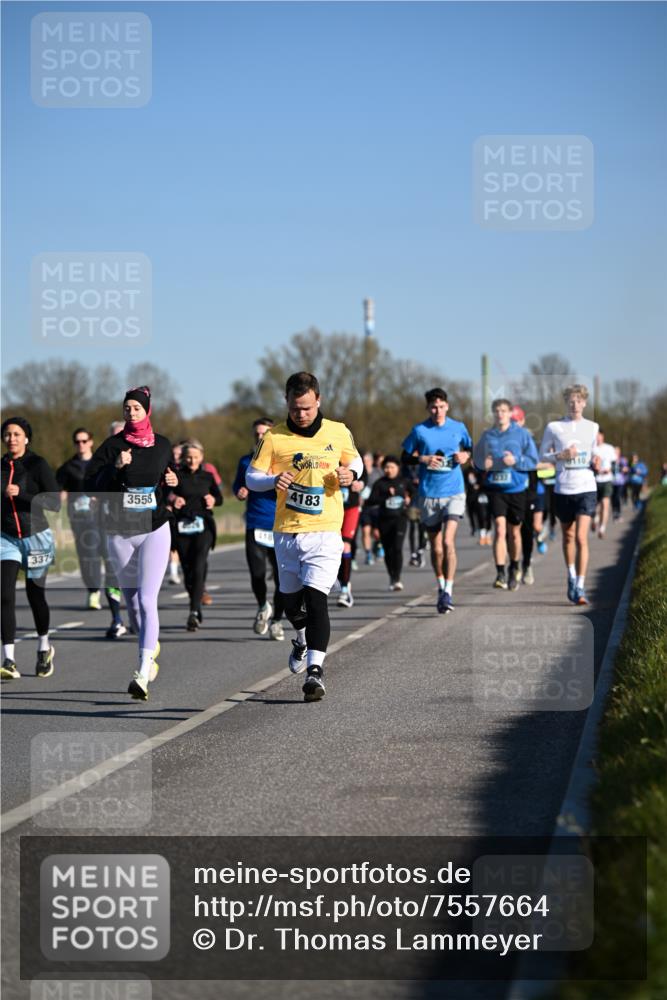 06.04.2025 - 44. Internationalen Wilhelmsburger Insellauf Dr. Thomas Lammeyer http://msf.ph/oto/7557664 06.04.2025 09:33:41 Laufen 337, 3558, 418, 4183 meine-sportfotos.de