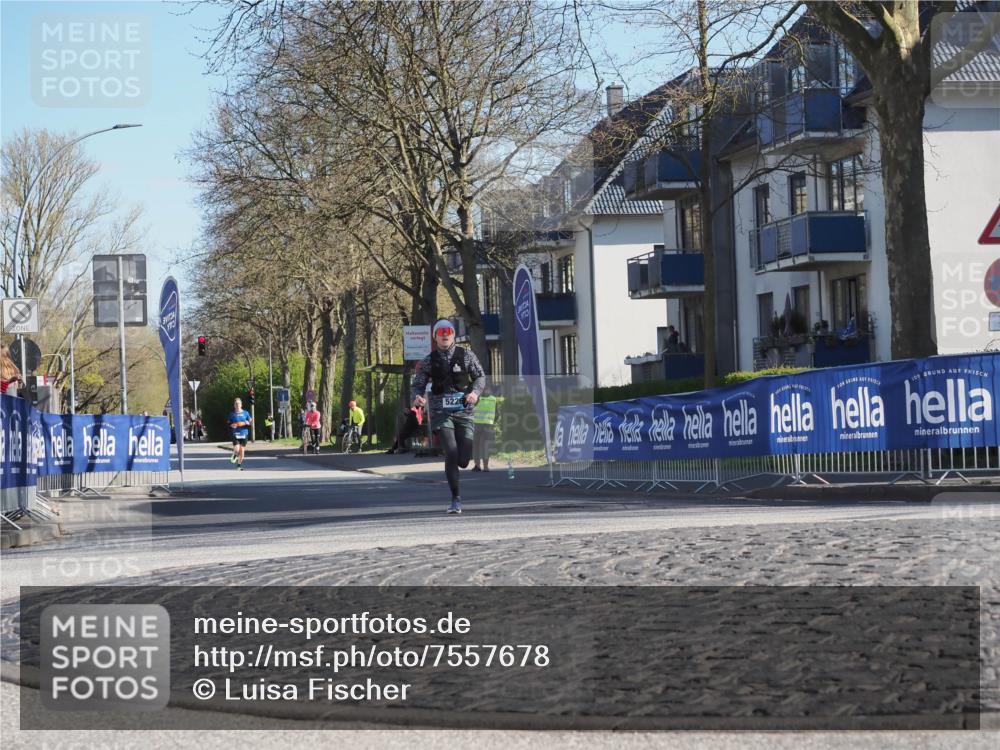 06.04.2025 - 44. Internationalen Wilhelmsburger Insellauf Luisa Fischer http://msf.ph/oto/7557678 06.04.2025 10:19:51 Ziel 5226 meine-sportfotos.de