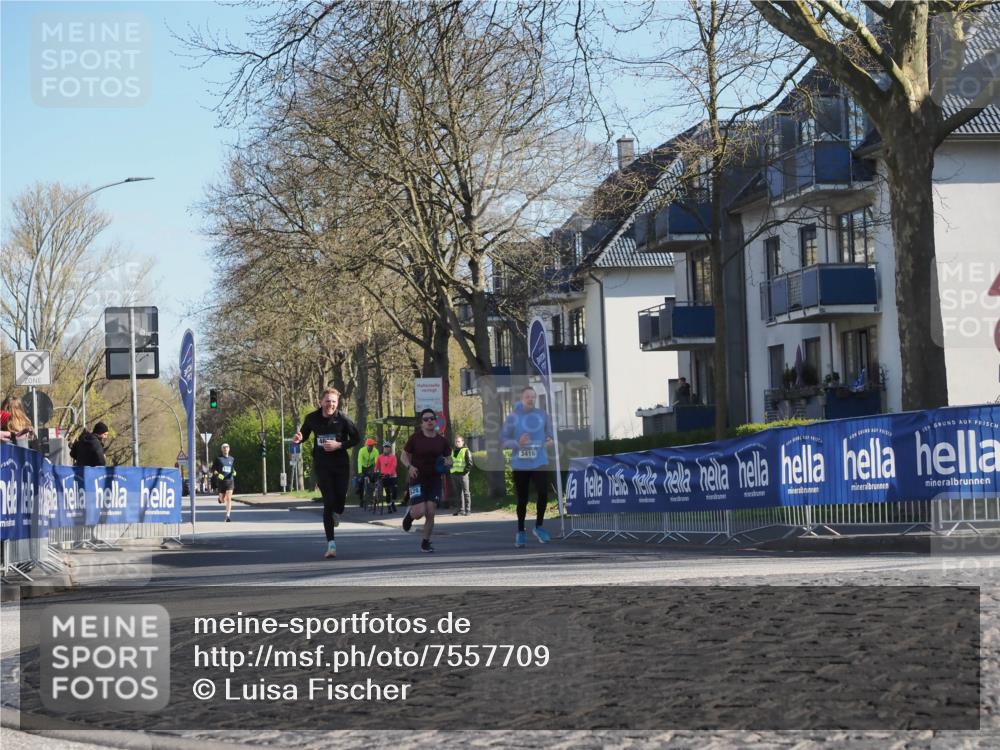 06.04.2025 - 44. Internationalen Wilhelmsburger Insellauf Luisa Fischer http://msf.ph/oto/7557709 06.04.2025 10:20:07 Ziel 3416, 2, 16 meine-sportfotos.de