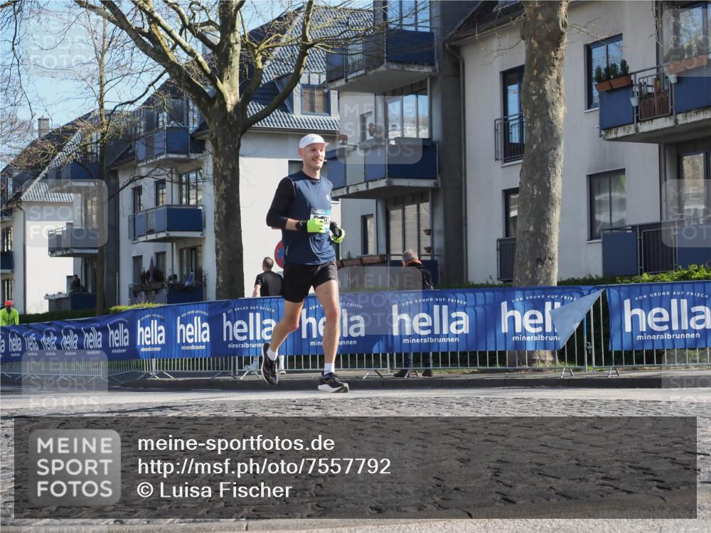 06.04.2025 - 44. Internationalen Wilhelmsburger Insellauf Luisa Fischer http://msf.ph/oto/7557792 06.04.2025 10:20:17 Ziel  meine-sportfotos.de