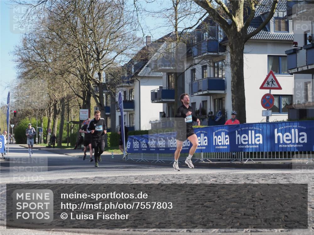 06.04.2025 - 44. Internationalen Wilhelmsburger Insellauf Luisa Fischer http://msf.ph/oto/7557803 06.04.2025 10:20:28 Ziel 3062, 3864 meine-sportfotos.de