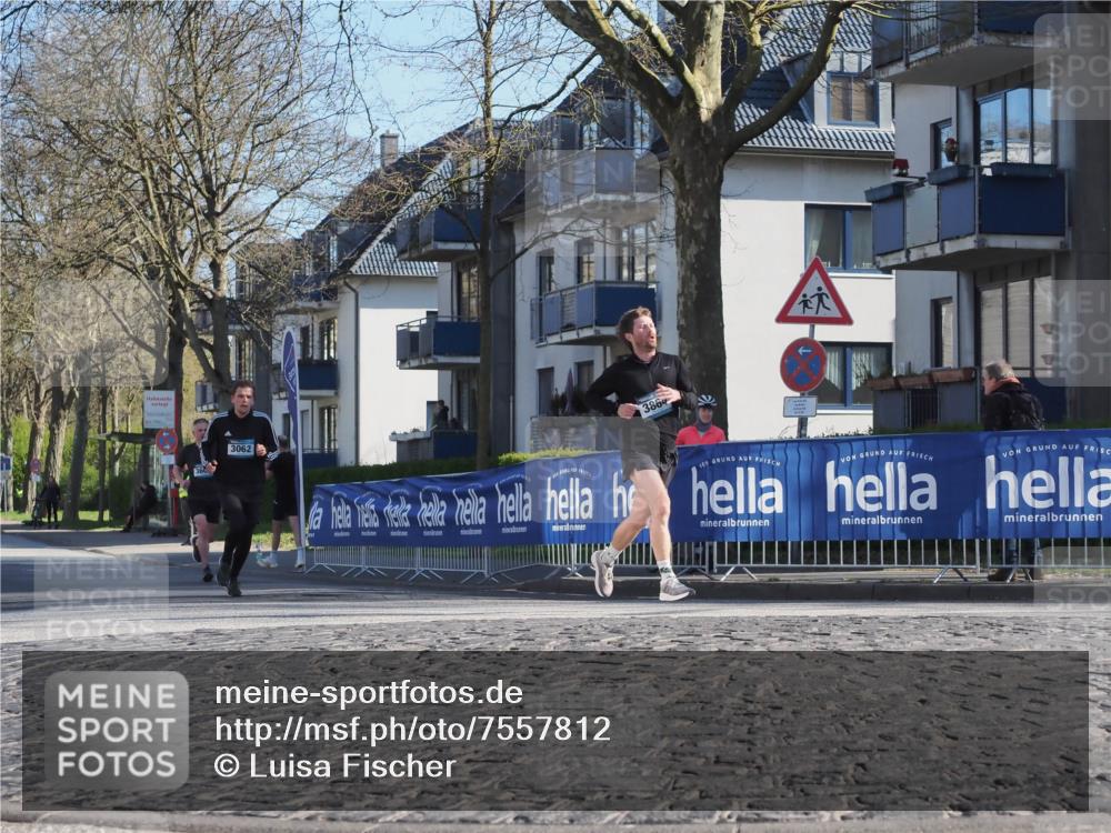 06.04.2025 - 44. Internationalen Wilhelmsburger Insellauf Luisa Fischer http://msf.ph/oto/7557812 06.04.2025 10:20:29 Ziel 3062, 3864 meine-sportfotos.de
