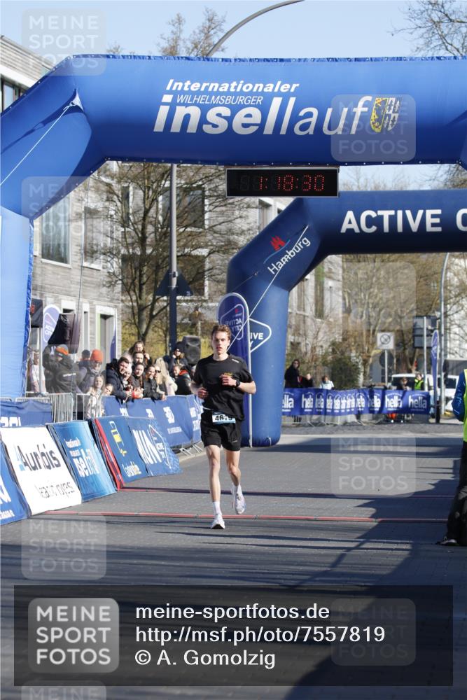06.04.2025 - 44. Internationalen Wilhelmsburger Insellauf A. Gomolzig http://msf.ph/oto/7557819 06.04.2025 10:08:29 Ziel 4619 meine-sportfotos.de