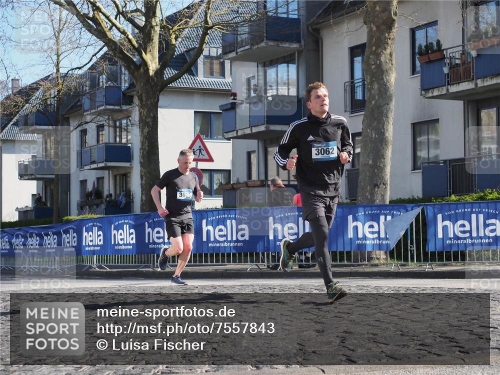 06.04.2025 - 44. Internationalen Wilhelmsburger Insellauf Luisa Fischer http://msf.ph/oto/7557843 06.04.2025 10:20:32 Ziel 3609, 3062 meine-sportfotos.de