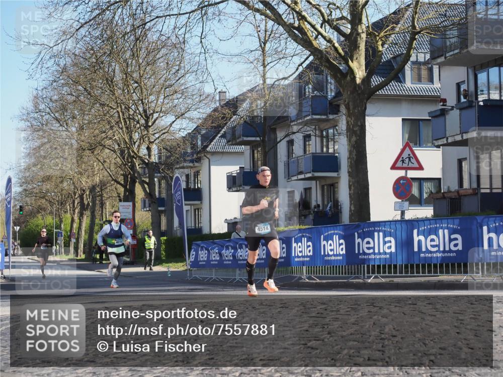 06.04.2025 - 44. Internationalen Wilhelmsburger Insellauf Luisa Fischer http://msf.ph/oto/7557881 06.04.2025 10:20:44 Ziel 4018, 4514 meine-sportfotos.de