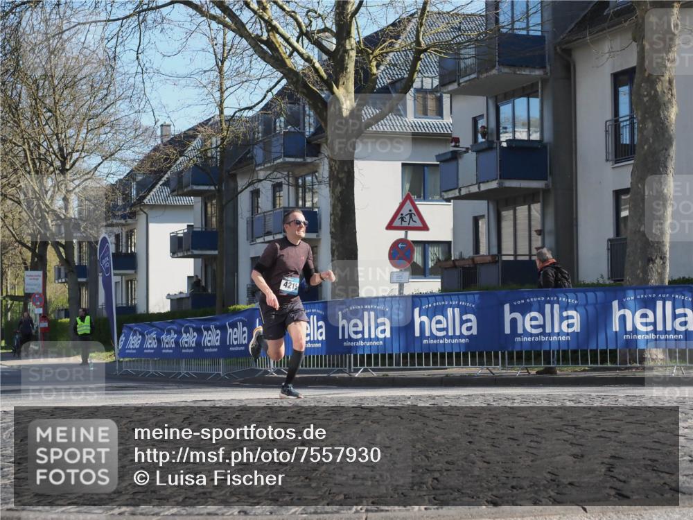 06.04.2025 - 44. Internationalen Wilhelmsburger Insellauf Luisa Fischer http://msf.ph/oto/7557930 06.04.2025 10:20:49 Ziel 4215 meine-sportfotos.de