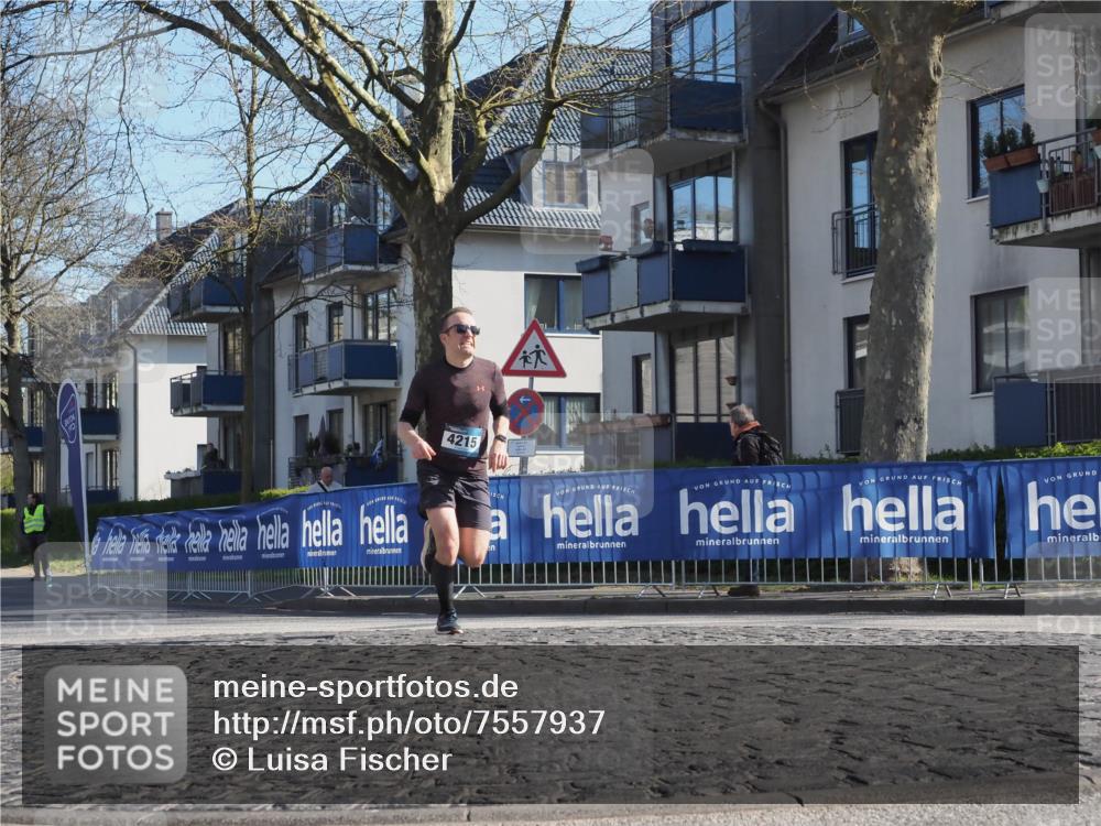 06.04.2025 - 44. Internationalen Wilhelmsburger Insellauf Luisa Fischer http://msf.ph/oto/7557937 06.04.2025 10:20:50 Ziel 4215 meine-sportfotos.de