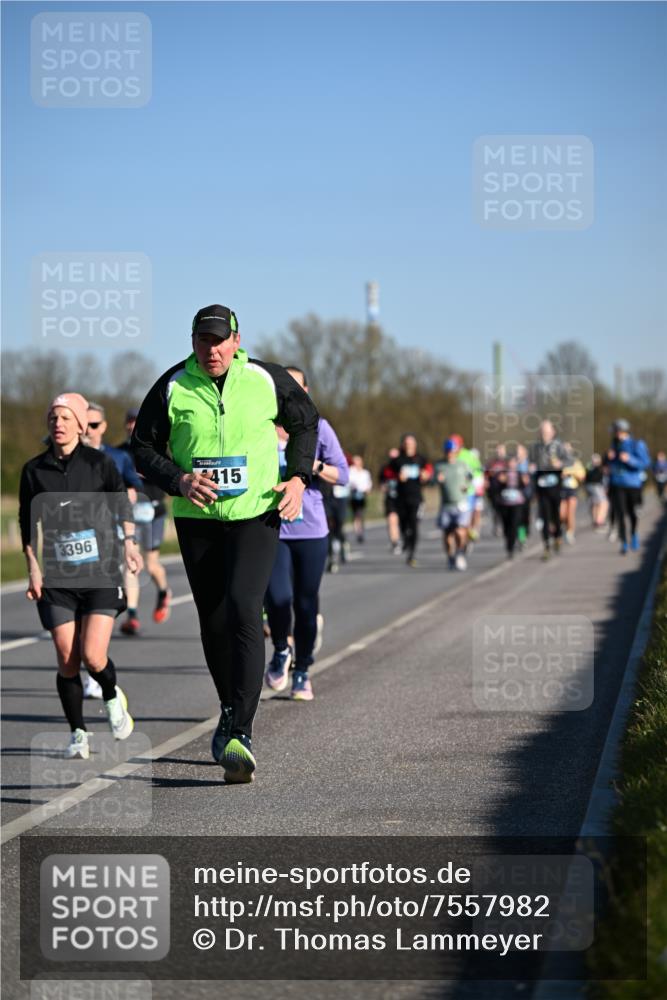06.04.2025 - 44. Internationalen Wilhelmsburger Insellauf Dr. Thomas Lammeyer http://msf.ph/oto/7557982 06.04.2025 09:34:00 Laufen 3396, 415 meine-sportfotos.de