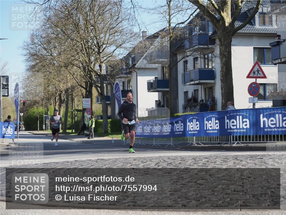 06.04.2025 - 44. Internationalen Wilhelmsburger Insellauf Luisa Fischer http://msf.ph/oto/7557994 06.04.2025 10:21:09 Ziel 3161, 4521 meine-sportfotos.de