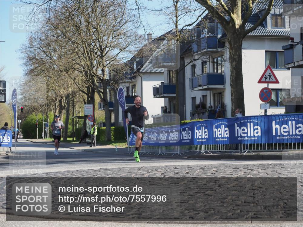 06.04.2025 - 44. Internationalen Wilhelmsburger Insellauf Luisa Fischer http://msf.ph/oto/7557996 06.04.2025 10:21:09 Ziel 3161 meine-sportfotos.de