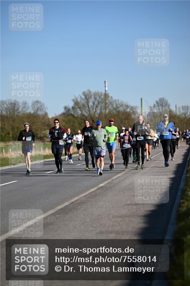 06.04.2025 - 44. Internationalen Wilhelmsburger Insellauf Dr. Thomas Lammeyer http://msf.ph/oto/7558014 06.04.2025 09:34:04 Laufen 3732, 388, 3232, 3241, 4479, 3868, 3405 meine-sportfotos.de