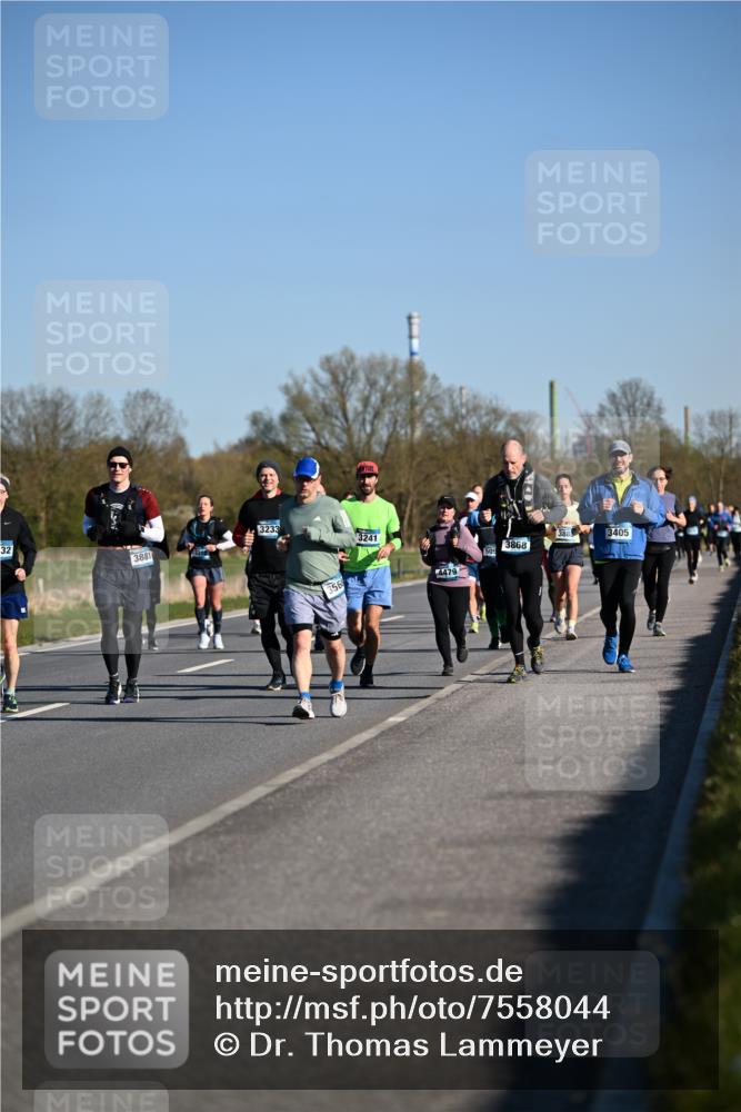 06.04.2025 - 44. Internationalen Wilhelmsburger Insellauf Dr. Thomas Lammeyer http://msf.ph/oto/7558044 06.04.2025 09:34:06 Laufen 32, 3881, 3233, 3241, 356, 4479, 50, 3868, 388, 3405 meine-sportfotos.de