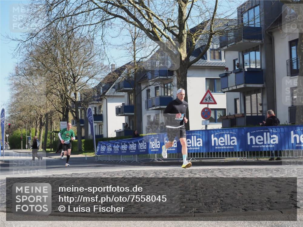 06.04.2025 - 44. Internationalen Wilhelmsburger Insellauf Luisa Fischer http://msf.ph/oto/7558045 06.04.2025 10:21:23 Ziel 3469 meine-sportfotos.de