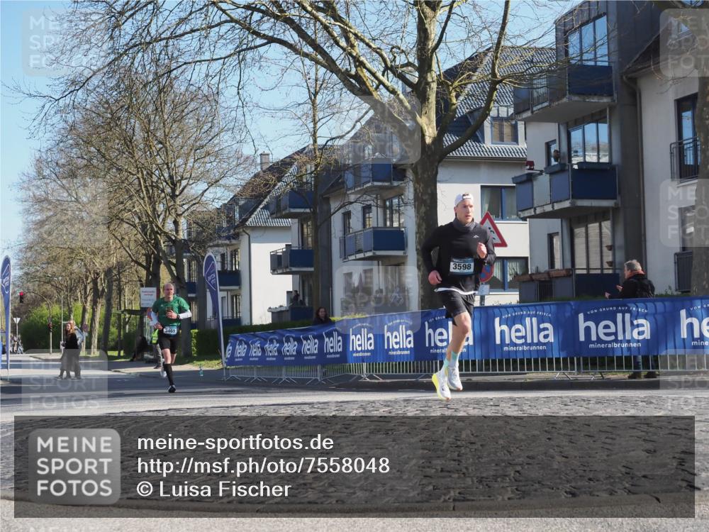 06.04.2025 - 44. Internationalen Wilhelmsburger Insellauf Luisa Fischer http://msf.ph/oto/7558048 06.04.2025 10:21:23 Ziel 3598, 3469 meine-sportfotos.de