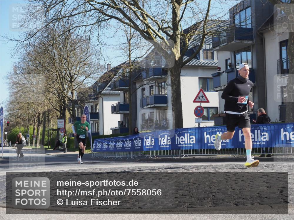 06.04.2025 - 44. Internationalen Wilhelmsburger Insellauf Luisa Fischer http://msf.ph/oto/7558056 06.04.2025 10:21:24 Ziel 3469 meine-sportfotos.de