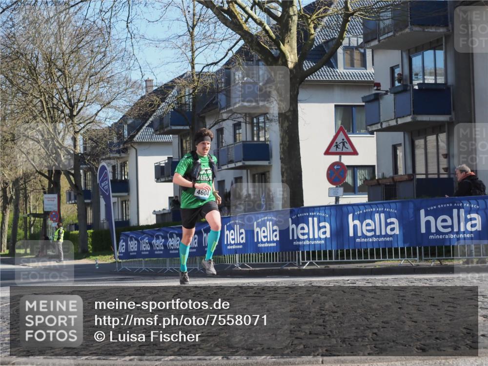 06.04.2025 - 44. Internationalen Wilhelmsburger Insellauf Luisa Fischer http://msf.ph/oto/7558071 06.04.2025 10:21:37 Ziel 4604 meine-sportfotos.de