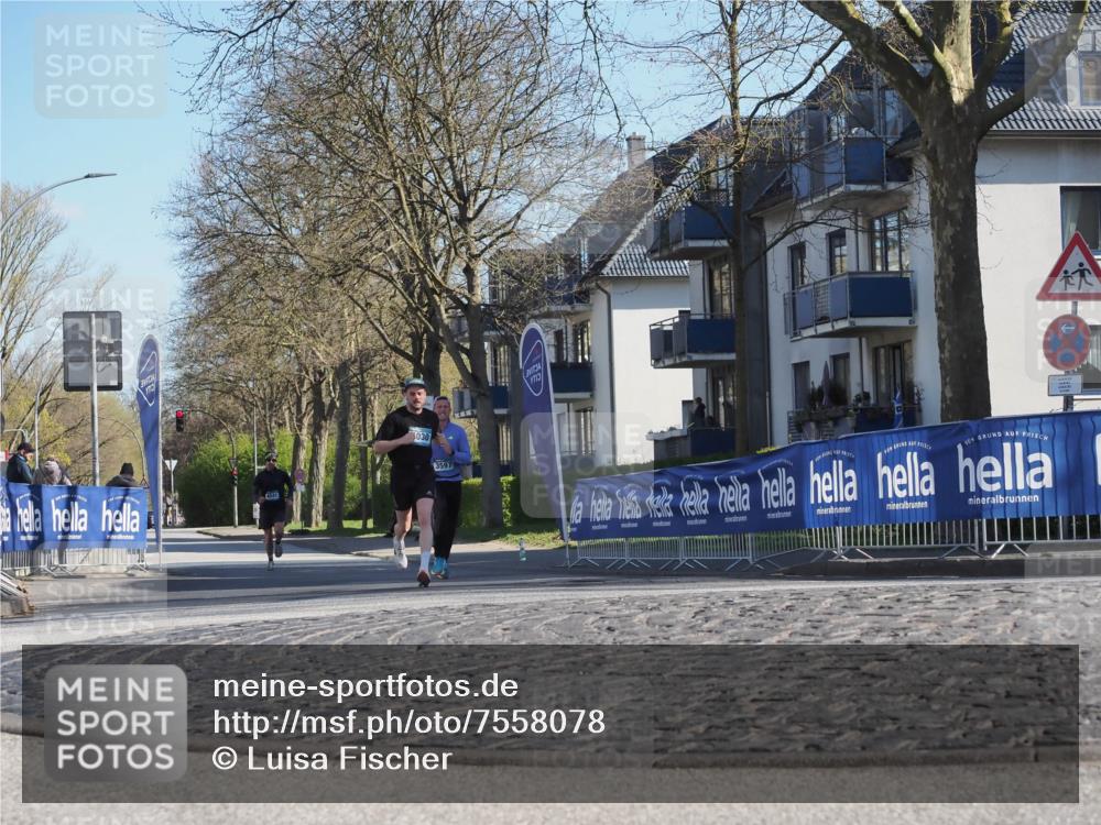 06.04.2025 - 44. Internationalen Wilhelmsburger Insellauf Luisa Fischer http://msf.ph/oto/7558078 06.04.2025 10:21:45 Ziel 030, 3597 meine-sportfotos.de