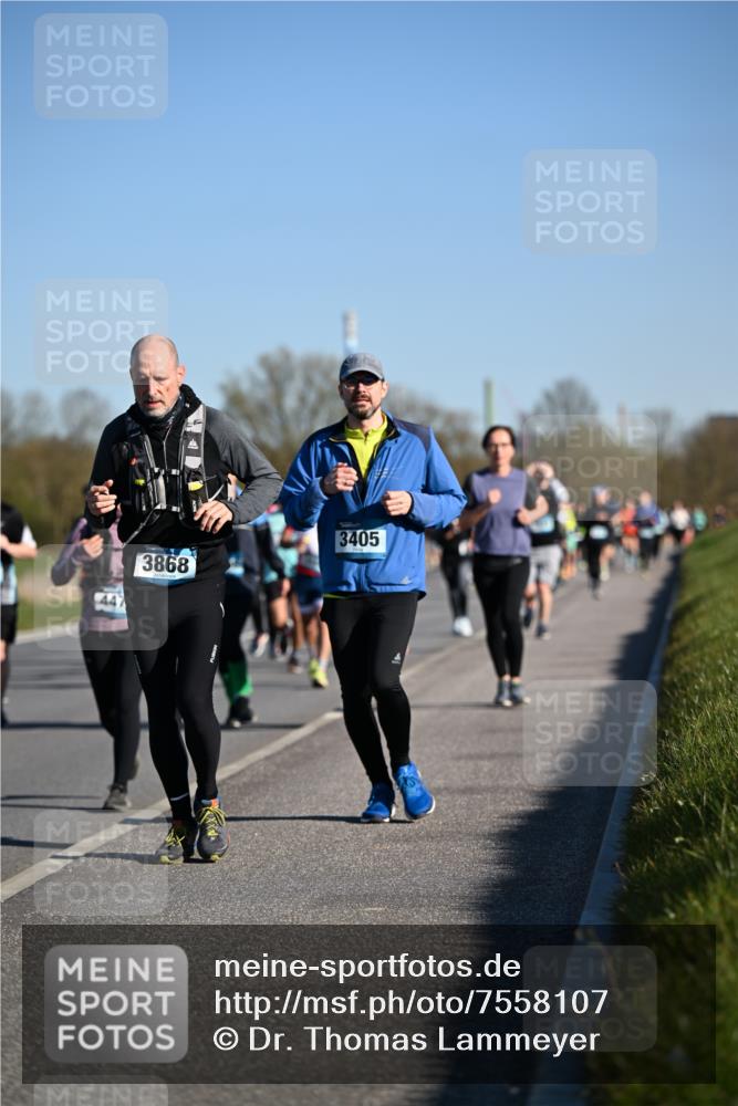 06.04.2025 - 44. Internationalen Wilhelmsburger Insellauf Dr. Thomas Lammeyer http://msf.ph/oto/7558107 06.04.2025 09:34:11 Laufen 3868, 3405 meine-sportfotos.de