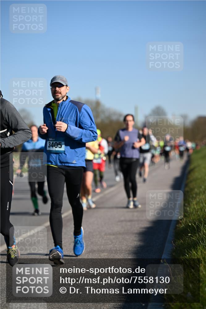 06.04.2025 - 44. Internationalen Wilhelmsburger Insellauf Dr. Thomas Lammeyer http://msf.ph/oto/7558130 06.04.2025 09:34:13 Laufen 3405 meine-sportfotos.de