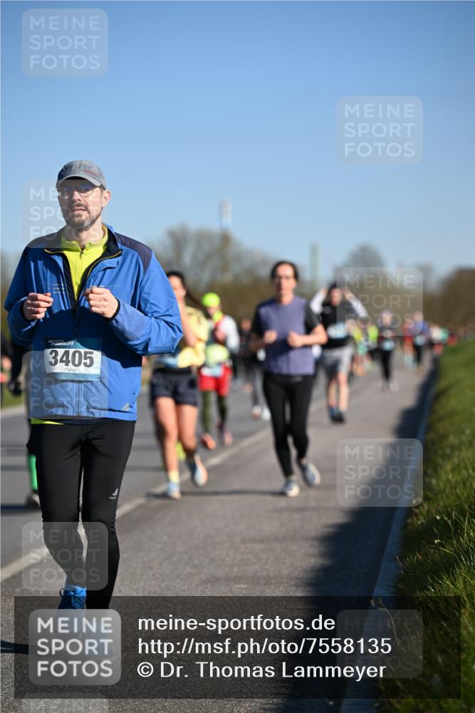 06.04.2025 - 44. Internationalen Wilhelmsburger Insellauf Dr. Thomas Lammeyer http://msf.ph/oto/7558135 06.04.2025 09:34:13 Laufen 3405 meine-sportfotos.de