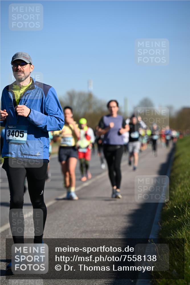 06.04.2025 - 44. Internationalen Wilhelmsburger Insellauf Dr. Thomas Lammeyer http://msf.ph/oto/7558138 06.04.2025 09:34:13 Laufen 3405 meine-sportfotos.de