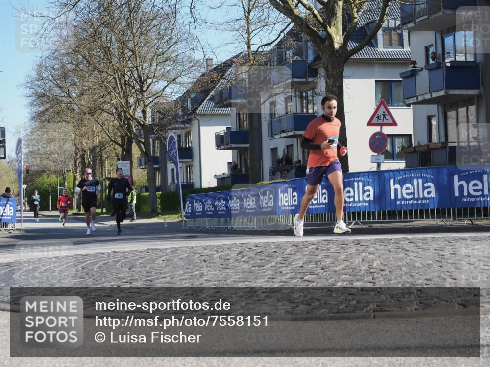 06.04.2025 - 44. Internationalen Wilhelmsburger Insellauf Luisa Fischer http://msf.ph/oto/7558151 06.04.2025 10:22:05 Ziel 4548, 3461 meine-sportfotos.de