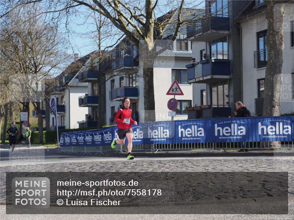 06.04.2025 - 44. Internationalen Wilhelmsburger Insellauf Luisa Fischer http://msf.ph/oto/7558178 06.04.2025 10:22:11 Ziel 553 meine-sportfotos.de