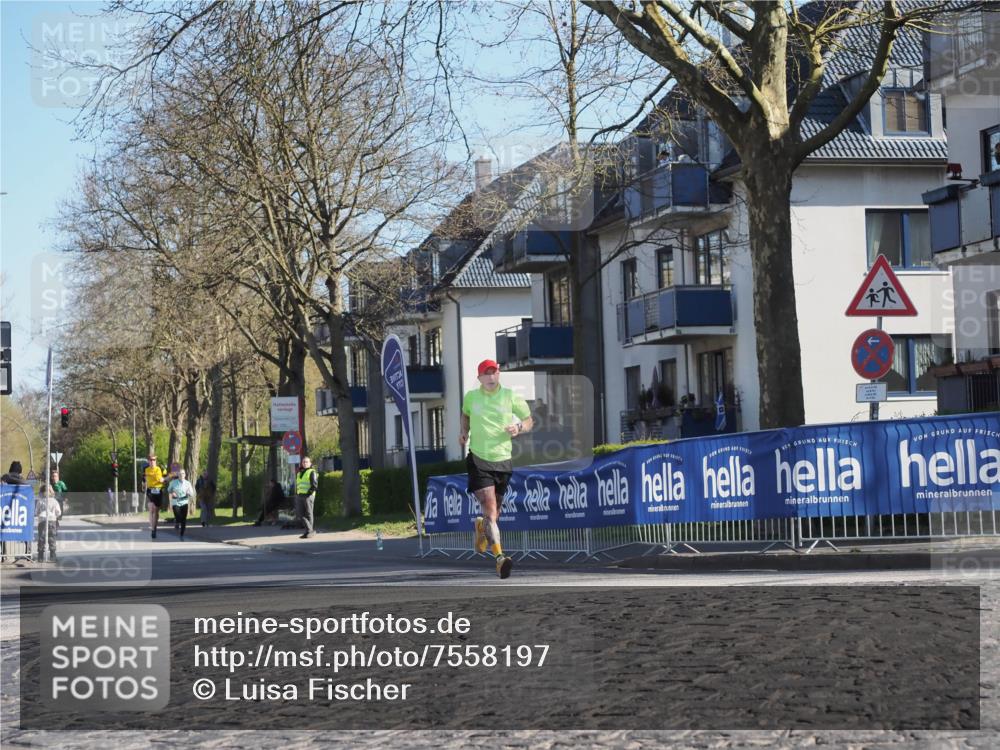 06.04.2025 - 44. Internationalen Wilhelmsburger Insellauf Luisa Fischer http://msf.ph/oto/7558197 06.04.2025 10:22:26 Ziel  meine-sportfotos.de