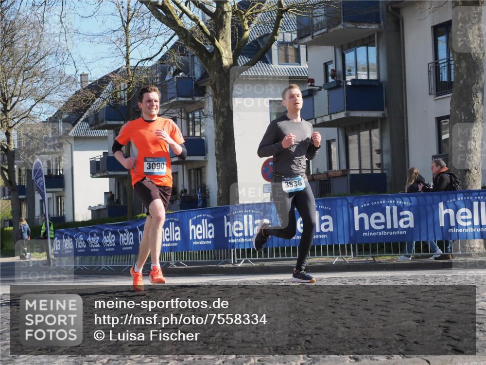 06.04.2025 - 44. Internationalen Wilhelmsburger Insellauf Luisa Fischer http://msf.ph/oto/7558334 06.04.2025 10:23:40 Ziel 3090, 3836 meine-sportfotos.de