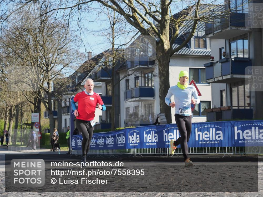 06.04.2025 - 44. Internationalen Wilhelmsburger Insellauf Luisa Fischer http://msf.ph/oto/7558395 06.04.2025 10:24:13 Ziel 346, 4053 meine-sportfotos.de