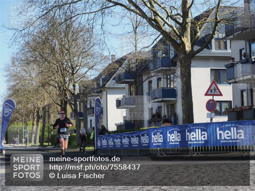 06.04.2025 - 44. Internationalen Wilhelmsburger Insellauf Luisa Fischer http://msf.ph/oto/7558437 06.04.2025 10:24:21 Ziel 3081 meine-sportfotos.de