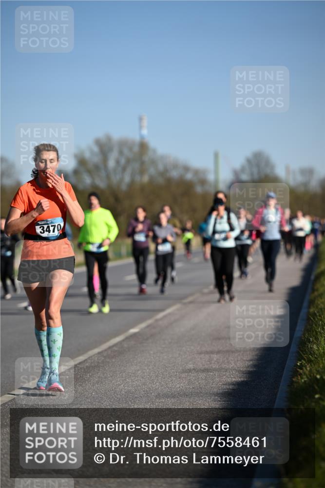 06.04.2025 - 44. Internationalen Wilhelmsburger Insellauf Dr. Thomas Lammeyer http://msf.ph/oto/7558461 06.04.2025 09:34:37 Laufen 3470, 17 meine-sportfotos.de