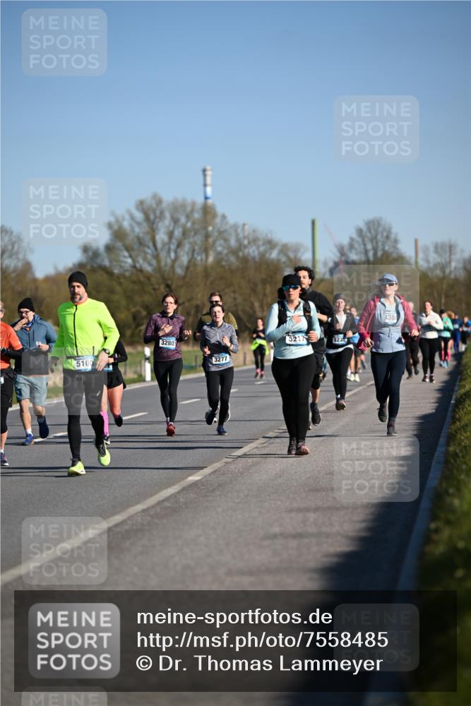 06.04.2025 - 44. Internationalen Wilhelmsburger Insellauf Dr. Thomas Lammeyer http://msf.ph/oto/7558485 06.04.2025 09:34:39 Laufen 5100, 3280, 3277, 3217, 3230, 138 meine-sportfotos.de