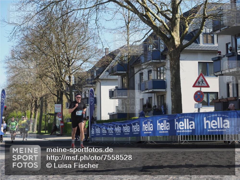 06.04.2025 - 44. Internationalen Wilhelmsburger Insellauf Luisa Fischer http://msf.ph/oto/7558528 06.04.2025 10:24:42 Ziel 4205, 3341 meine-sportfotos.de