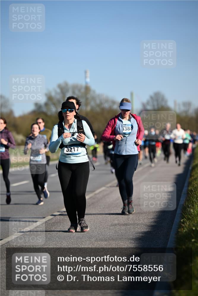 06.04.2025 - 44. Internationalen Wilhelmsburger Insellauf Dr. Thomas Lammeyer http://msf.ph/oto/7558556 06.04.2025 09:34:43 Laufen 5217, 1384 meine-sportfotos.de