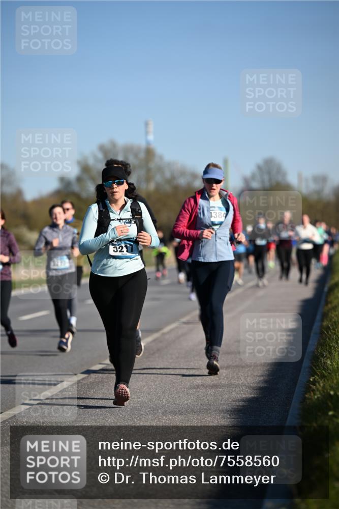 06.04.2025 - 44. Internationalen Wilhelmsburger Insellauf Dr. Thomas Lammeyer http://msf.ph/oto/7558560 06.04.2025 09:34:43 Laufen 32, 3273, 1384, 17 meine-sportfotos.de