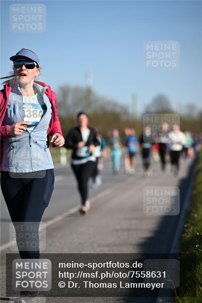 06.04.2025 - 44. Internationalen Wilhelmsburger Insellauf Dr. Thomas Lammeyer http://msf.ph/oto/7558631 06.04.2025 09:34:46 Laufen 1384 meine-sportfotos.de