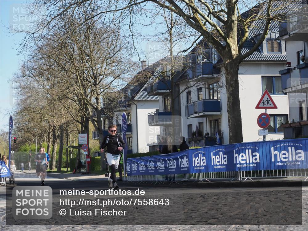 06.04.2025 - 44. Internationalen Wilhelmsburger Insellauf Luisa Fischer http://msf.ph/oto/7558643 06.04.2025 10:25:10 Ziel 3591 meine-sportfotos.de