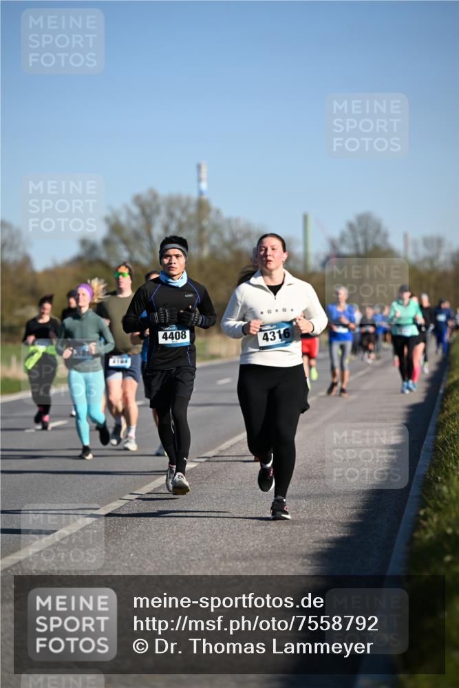 06.04.2025 - 44. Internationalen Wilhelmsburger Insellauf Dr. Thomas Lammeyer http://msf.ph/oto/7558792 06.04.2025 09:34:53 Laufen 4104, 4408, 4316 meine-sportfotos.de