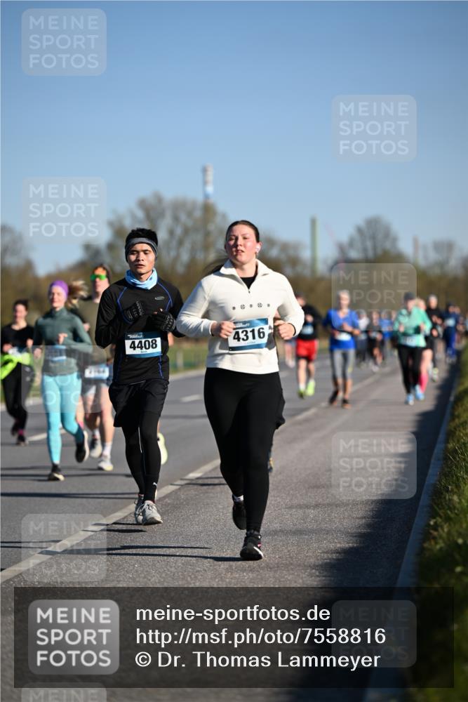 06.04.2025 - 44. Internationalen Wilhelmsburger Insellauf Dr. Thomas Lammeyer http://msf.ph/oto/7558816 06.04.2025 09:34:54 Laufen 2104, 4408, 4316 meine-sportfotos.de