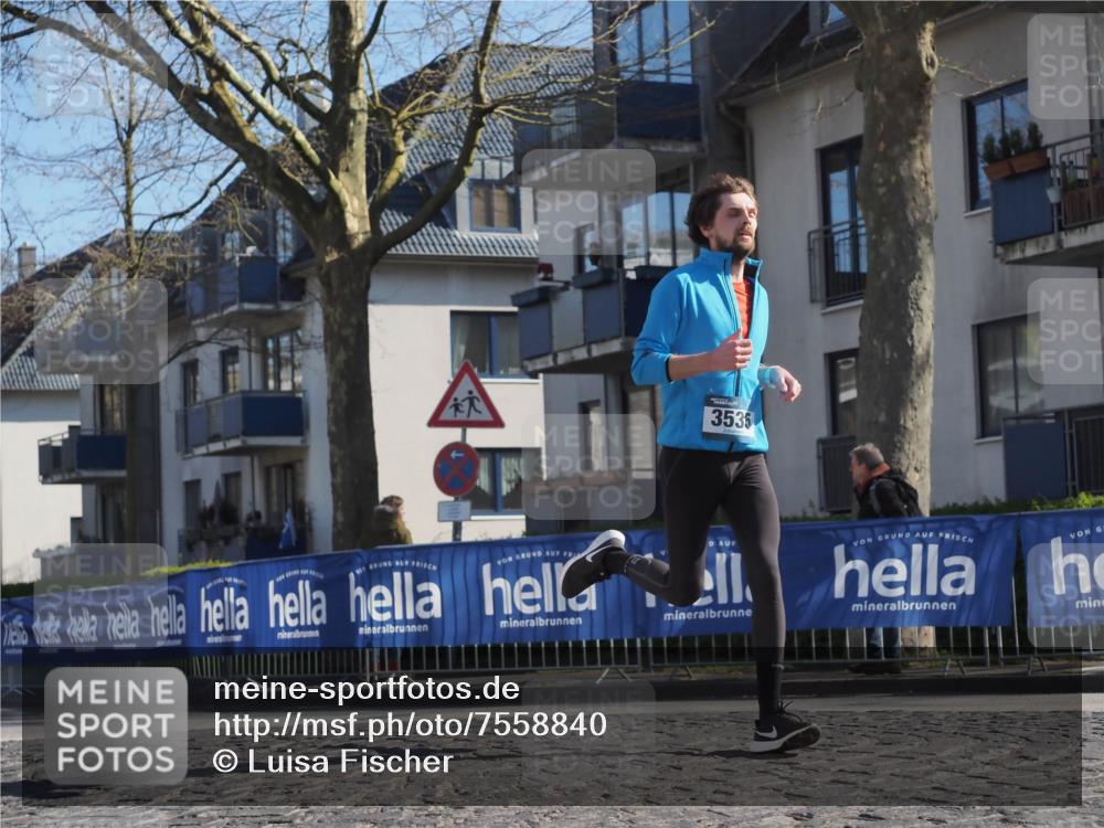 06.04.2025 - 44. Internationalen Wilhelmsburger Insellauf Luisa Fischer http://msf.ph/oto/7558840 06.04.2025 10:25:46 Ziel 3535 meine-sportfotos.de