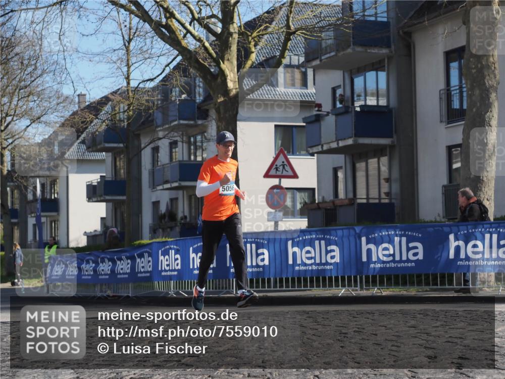 06.04.2025 - 44. Internationalen Wilhelmsburger Insellauf Luisa Fischer http://msf.ph/oto/7559010 06.04.2025 10:26:07 Ziel 5056 meine-sportfotos.de