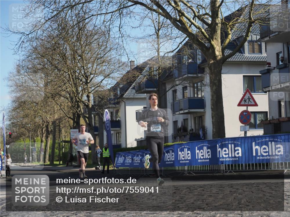06.04.2025 - 44. Internationalen Wilhelmsburger Insellauf Luisa Fischer http://msf.ph/oto/7559041 06.04.2025 10:26:17 Ziel 4320, 3448 meine-sportfotos.de