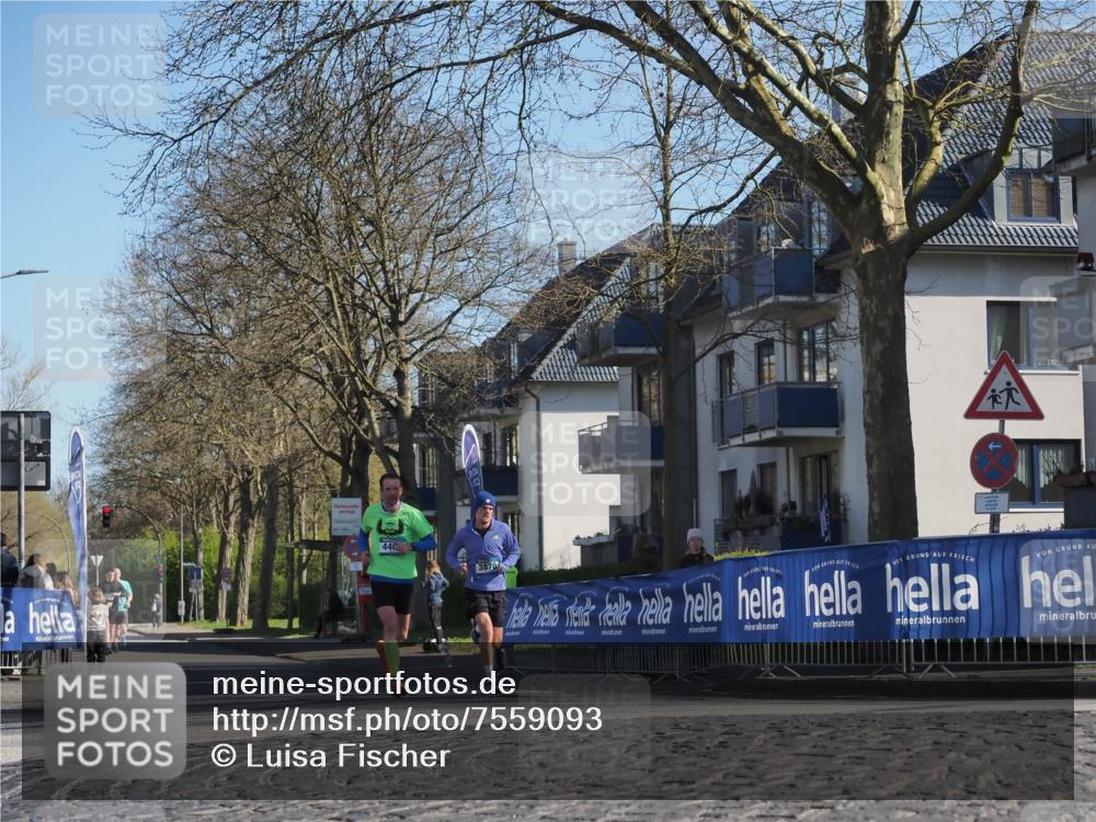 06.04.2025 - 44. Internationalen Wilhelmsburger Insellauf Luisa Fischer http://msf.ph/oto/7559093 06.04.2025 10:26:27 Ziel 440, 3870 meine-sportfotos.de