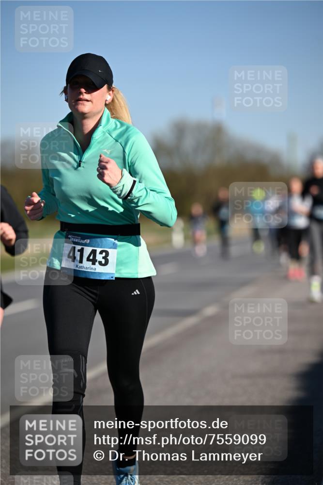 06.04.2025 - 44. Internationalen Wilhelmsburger Insellauf Dr. Thomas Lammeyer http://msf.ph/oto/7559099 06.04.2025 09:35:07 Laufen 4143 meine-sportfotos.de