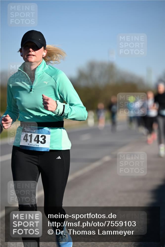 06.04.2025 - 44. Internationalen Wilhelmsburger Insellauf Dr. Thomas Lammeyer http://msf.ph/oto/7559103 06.04.2025 09:35:07 Laufen 4143 meine-sportfotos.de