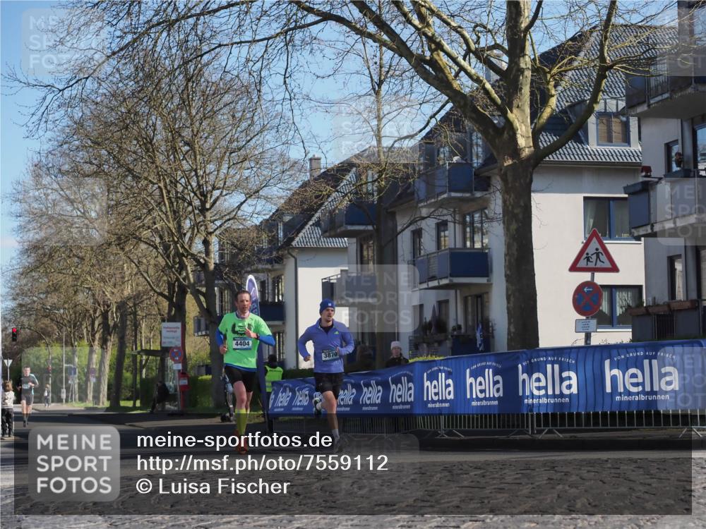 06.04.2025 - 44. Internationalen Wilhelmsburger Insellauf Luisa Fischer http://msf.ph/oto/7559112 06.04.2025 10:26:27 Ziel 4404, 3870 meine-sportfotos.de